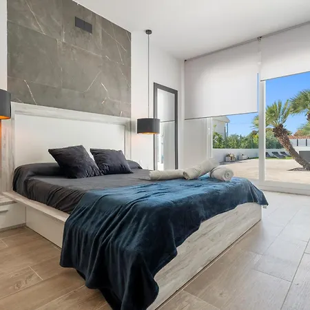 Edén Les Tres Cales